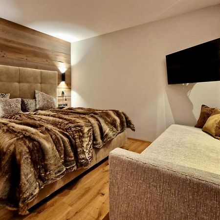 ווארת Lech Valley Lodge מראה חיצוני תמונה
